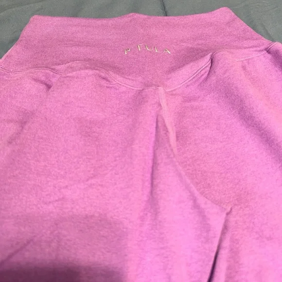 P'tula Bare Pro 26” Leggings in Lavender - Picture 3 of 4